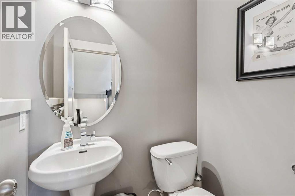 Single Family House for Sale in   Avenue NW Montgomery Calgary 