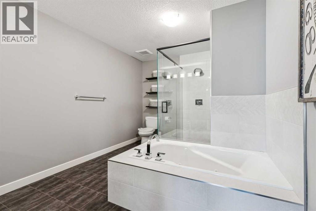 Single Family House for Sale in   Avenue NW Montgomery Calgary 