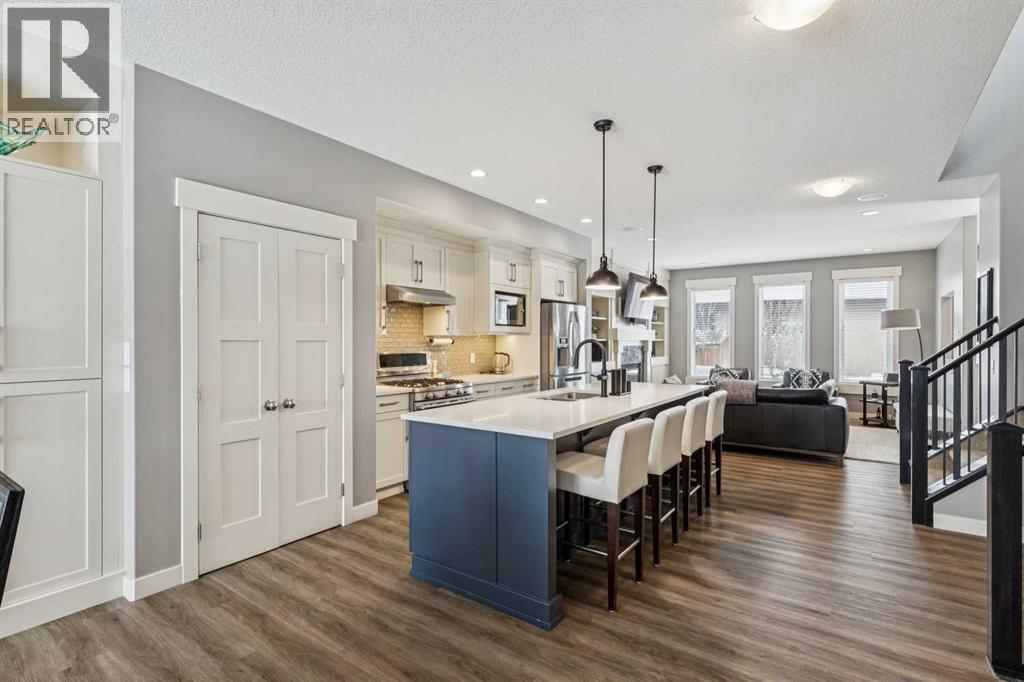 Single Family House for Sale in   Avenue NW Montgomery Calgary 