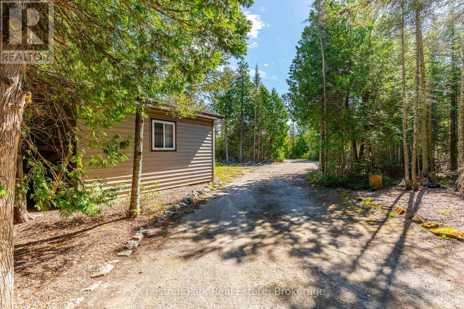 139 HURON DRIVE - 5