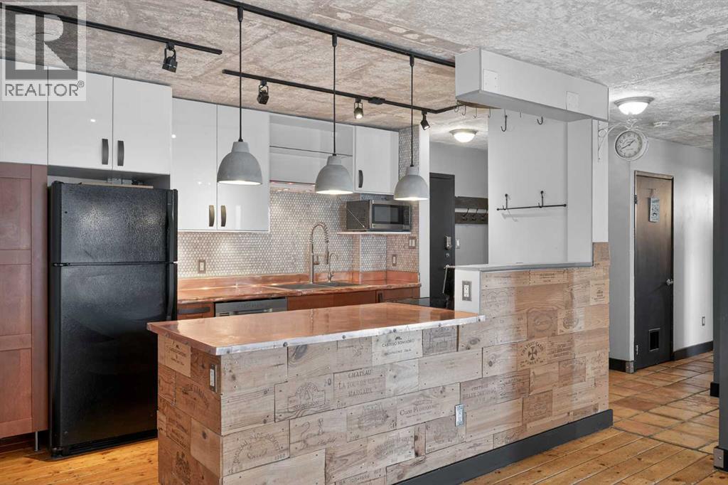 Single Family House for Sale in    Avenue SW Sunalta Calgary 