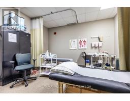 300 - 274 Mackenzie Avenue, Ajax, ON L1S2E9 Photo 10
