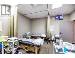 300 - 274 Mackenzie Avenue, Ajax, ON L1S2E9 Photo 15