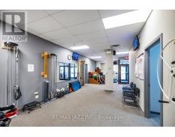 300 - 274 Mackenzie Avenue, Ajax, ON L1S2E9 Photo 9