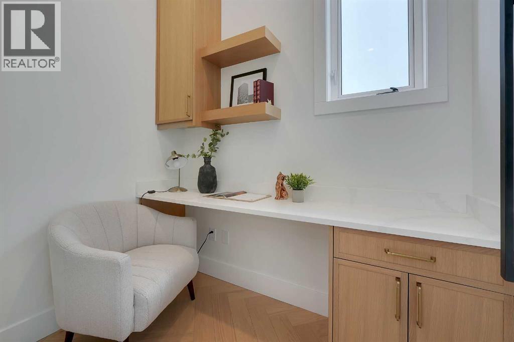 Single Family House for Sale in   Avenue NW Banff Trail Calgary 