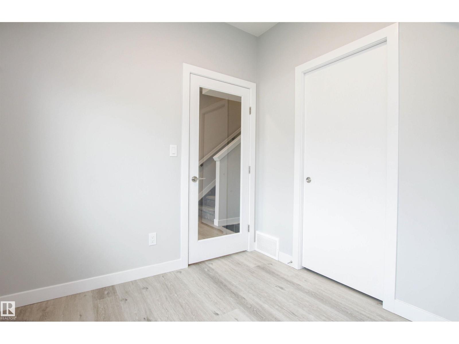 #26 50 EBONY BV, Sherwood Park