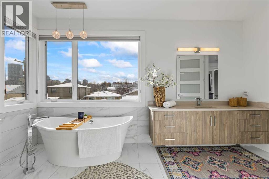 Single Family House for Sale in   Street NE Bridgeland/Riverside Calgary 