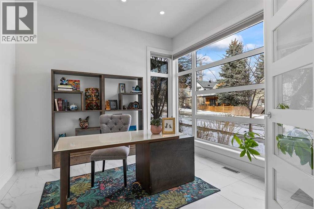 Single Family House for Sale in   Street NE Bridgeland/Riverside Calgary 