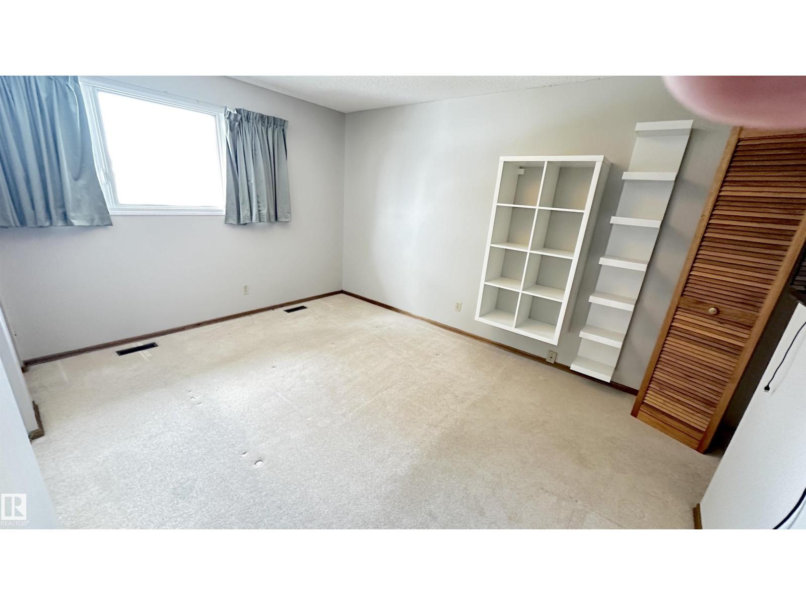 224 GAINSBORO CO, Sherwood Park