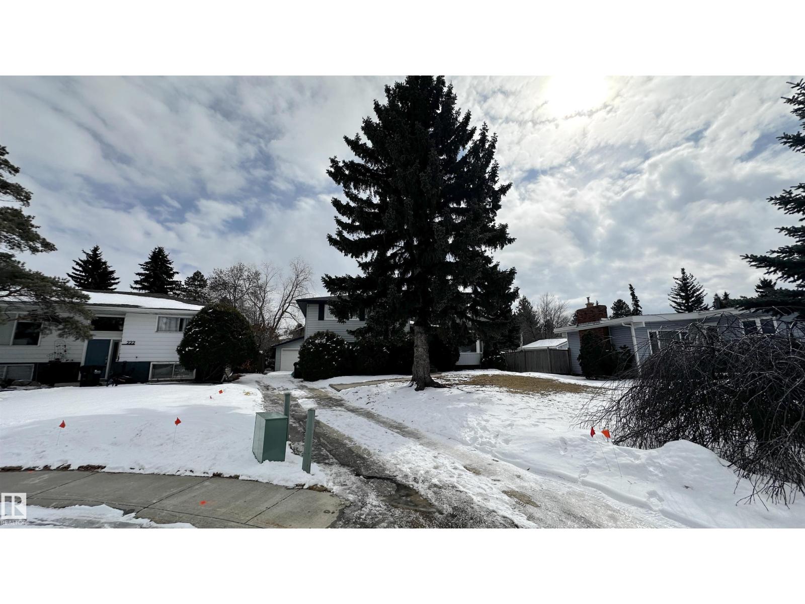 224 GAINSBORO CO, Sherwood Park