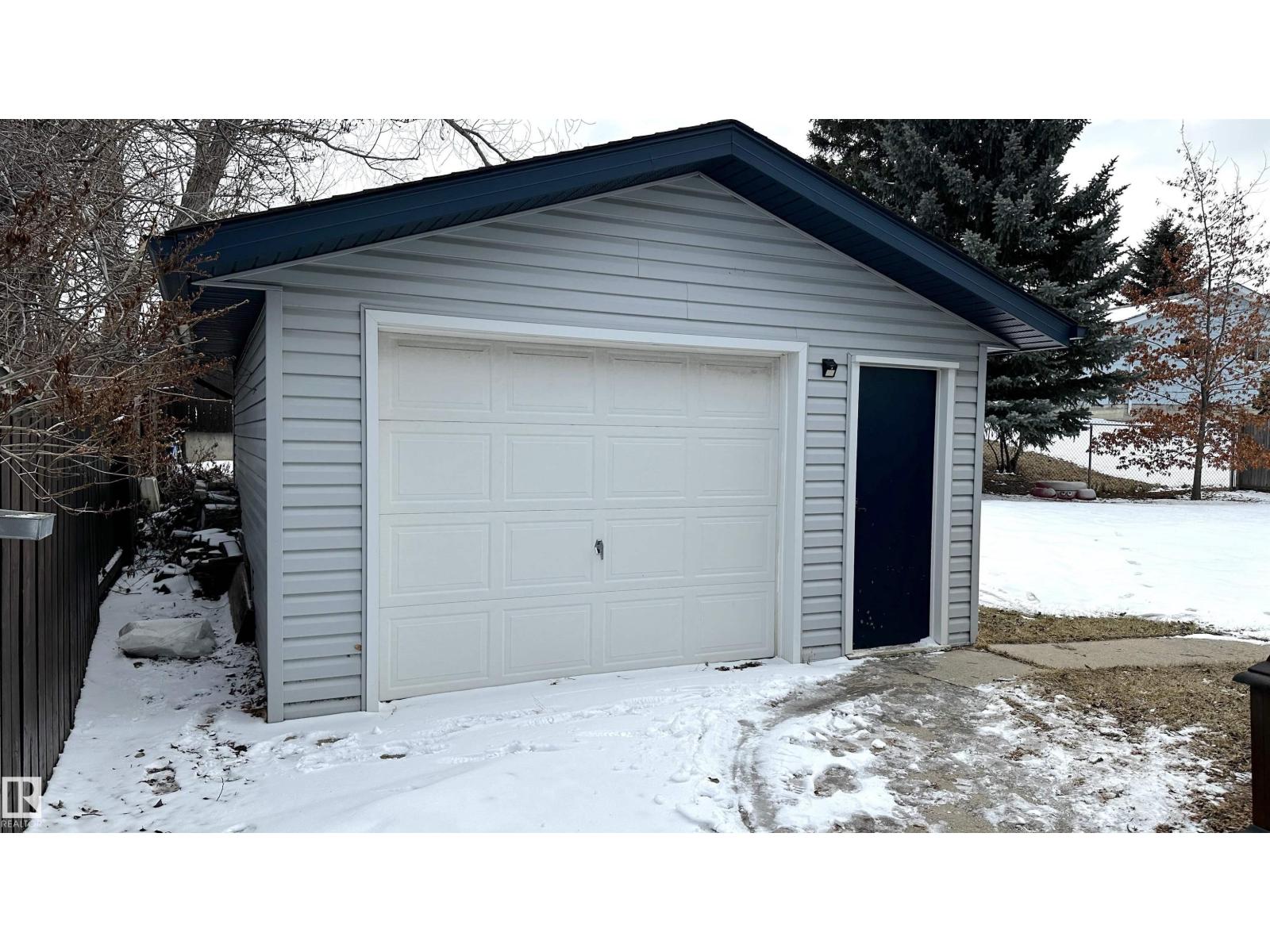 224 GAINSBORO CO, Sherwood Park