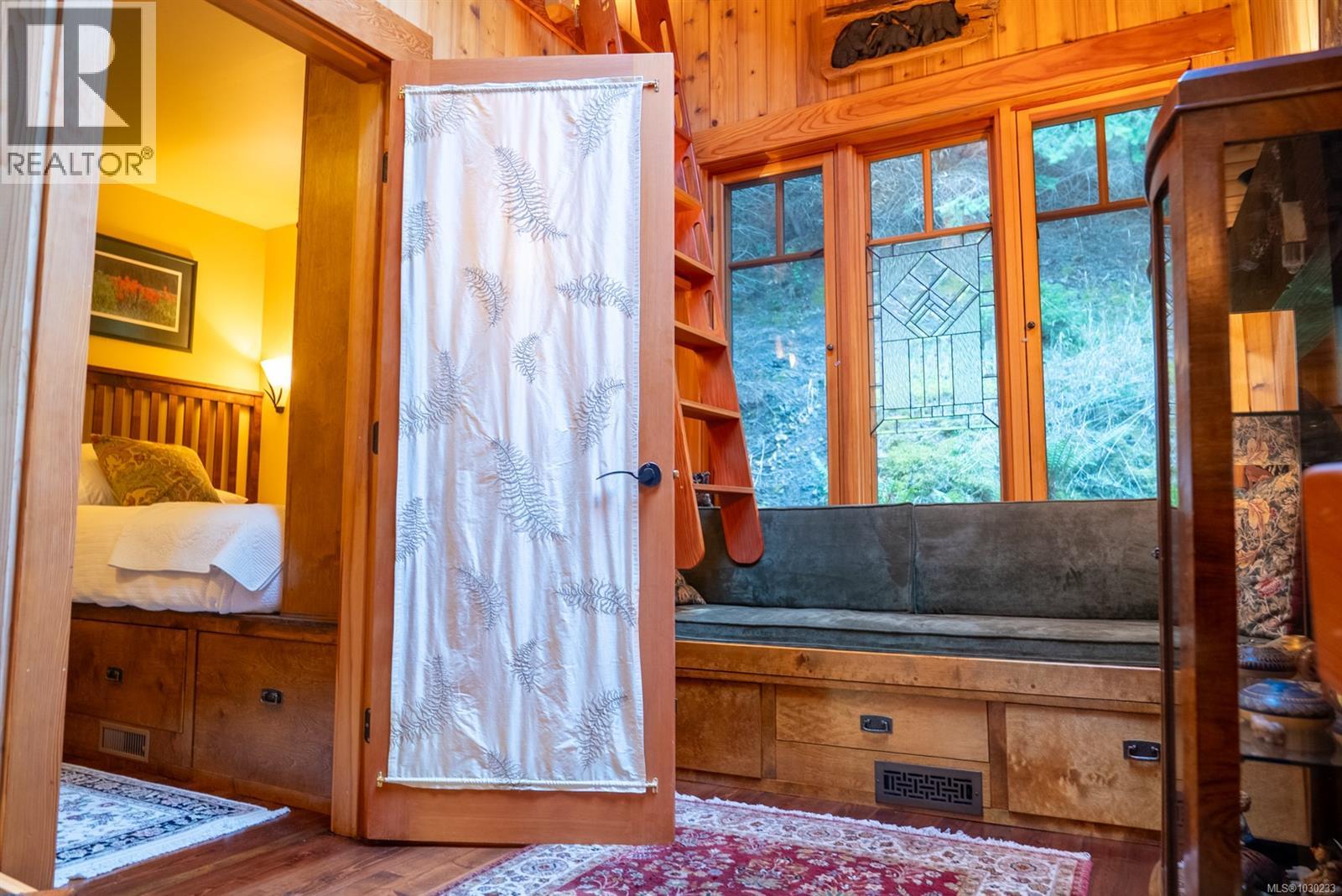  8807 Ainslie Point Road, Pender Island