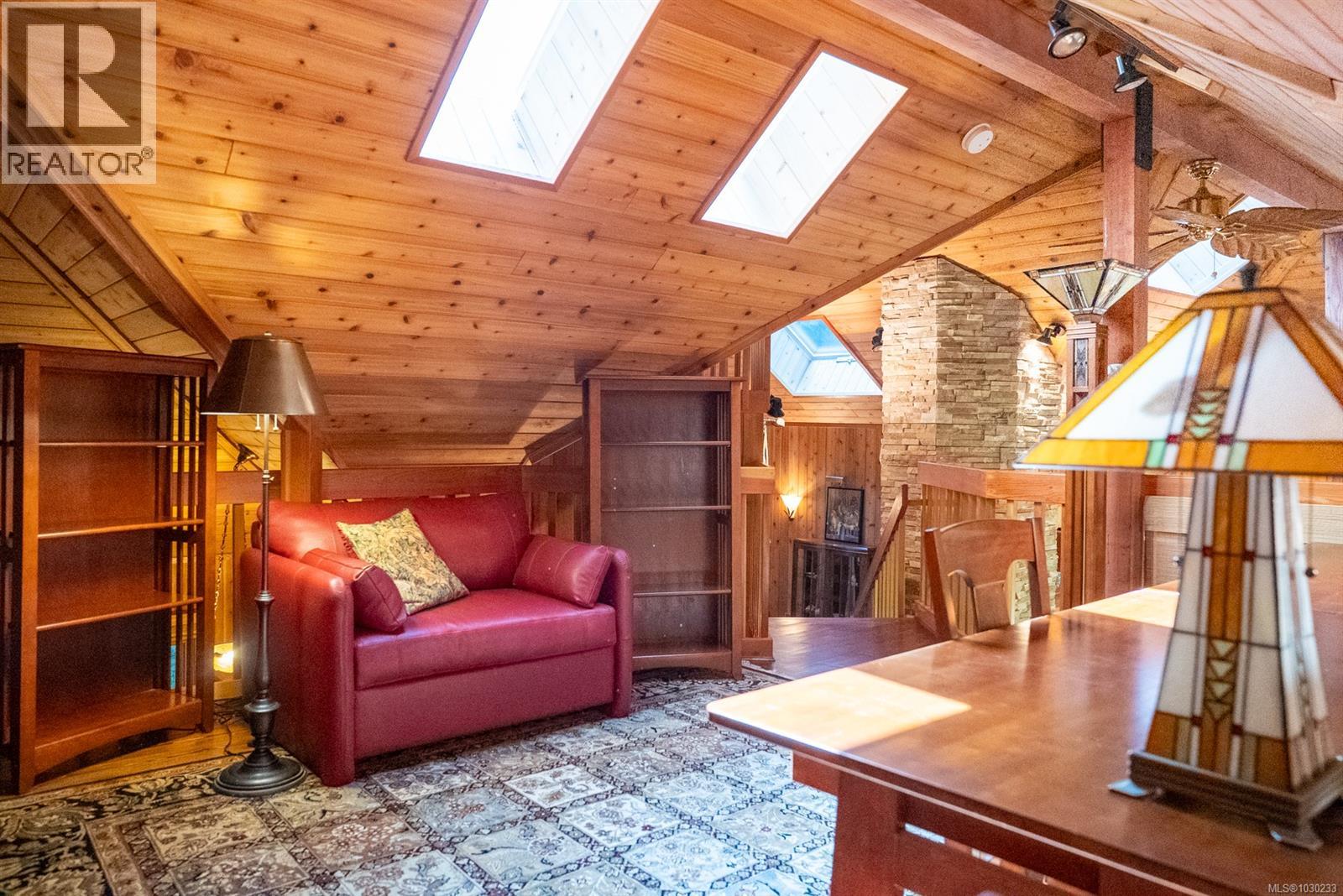  8807 Ainslie Point Road, Pender Island