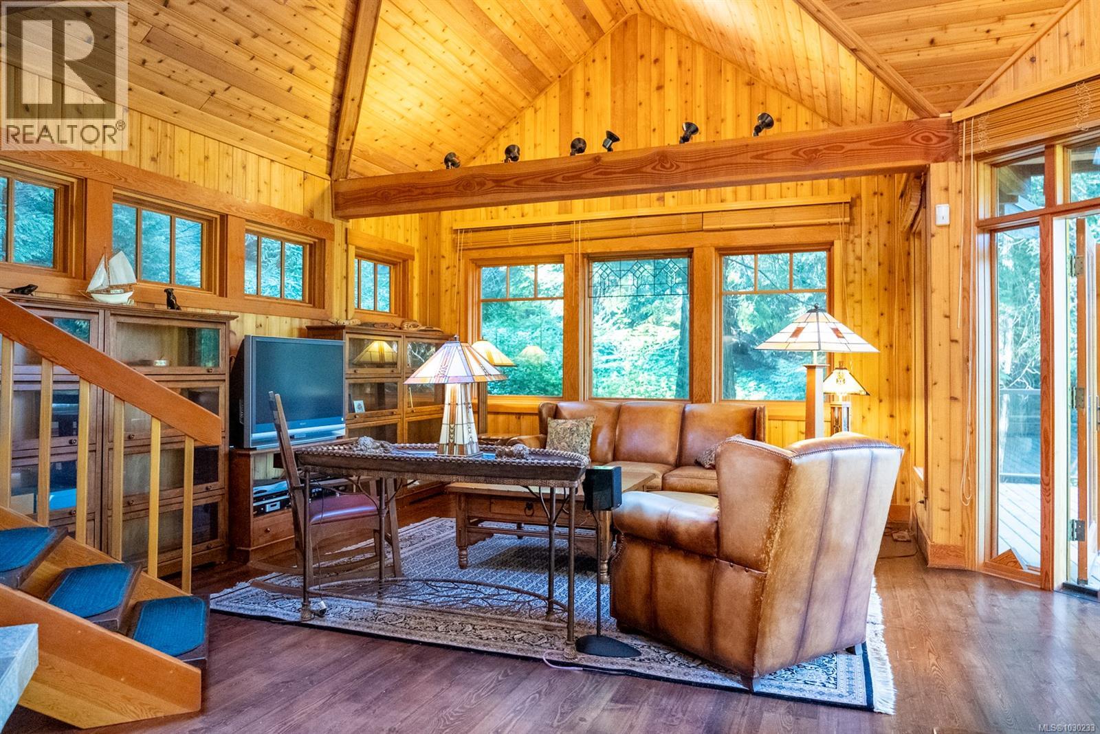  8807 Ainslie Point Road, Pender Island