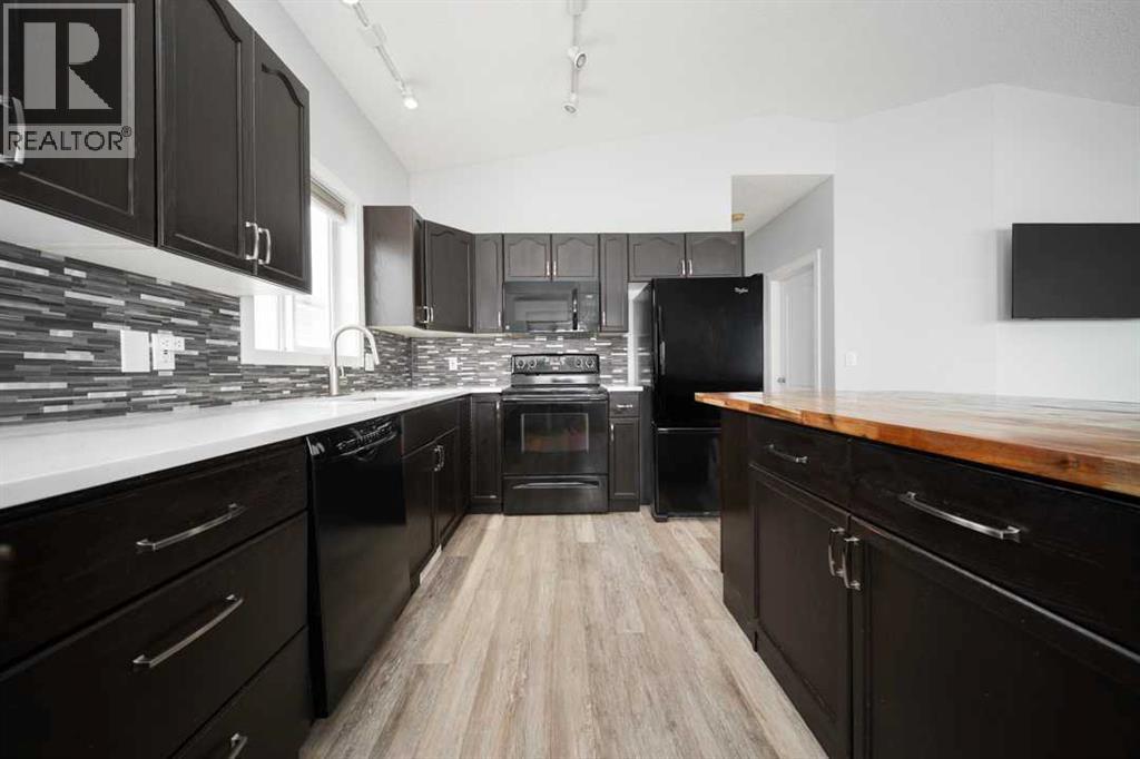 433 Diefenbaker Drive, Fort McMurray