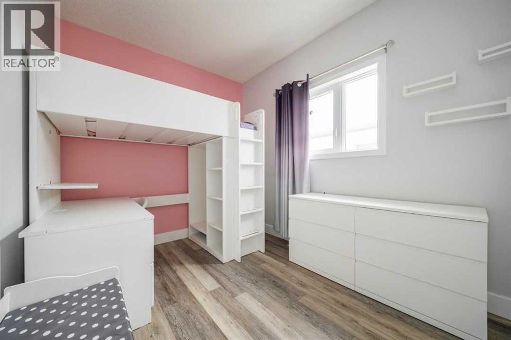 433 Diefenbaker Drive, Fort McMurray