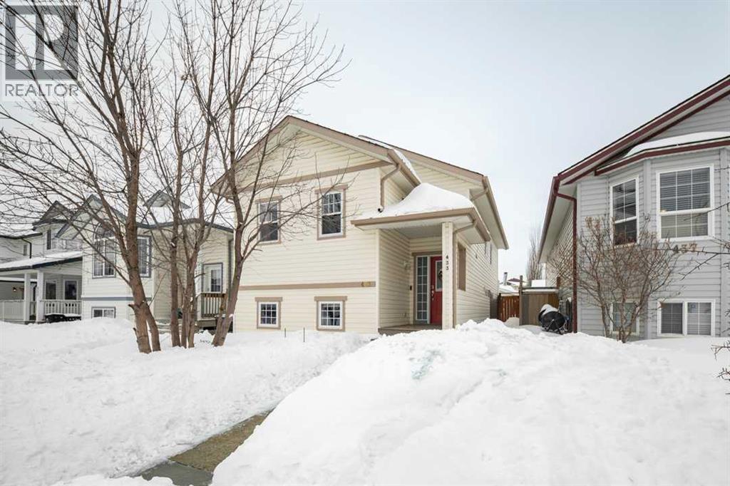 433 Diefenbaker Drive, Fort McMurray