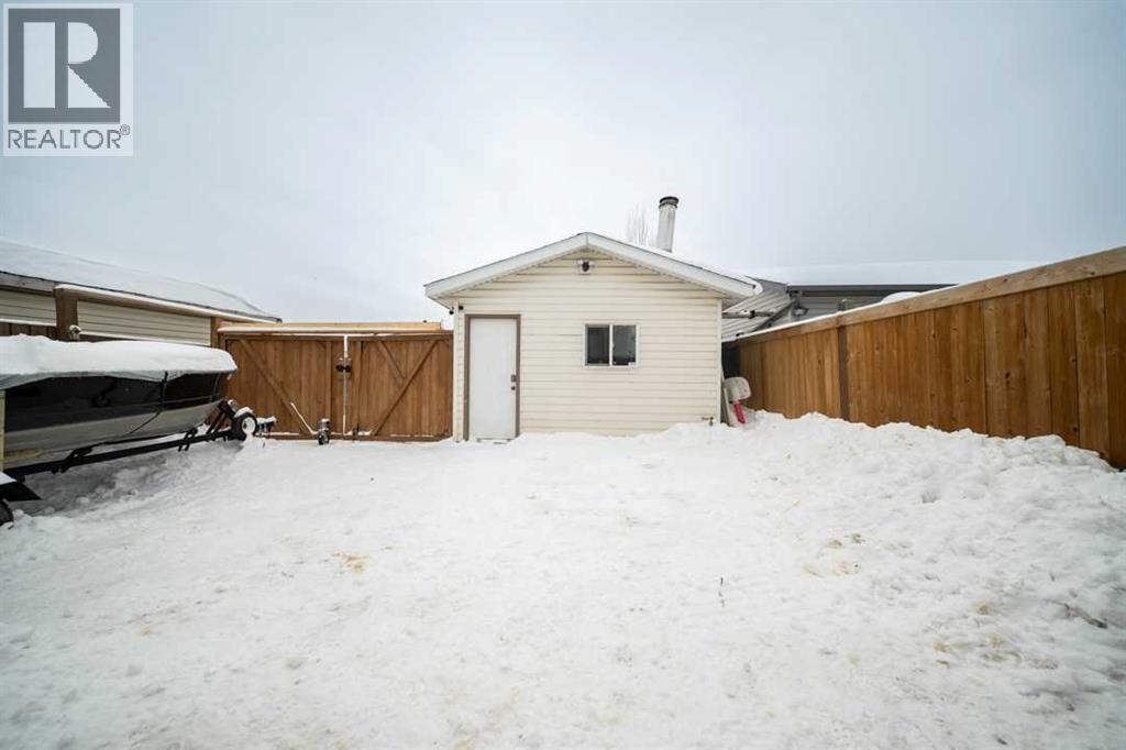 433 Diefenbaker Drive, Fort McMurray