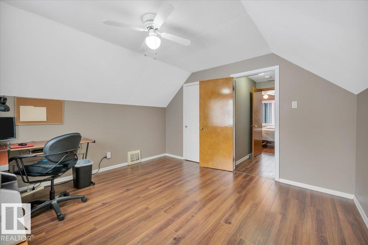 7934 81 AV NW, Edmonton