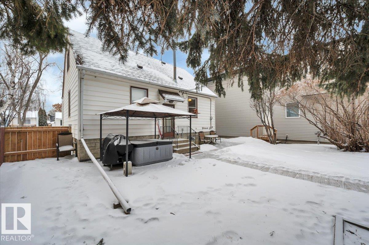 7934 81 AV NW, Edmonton