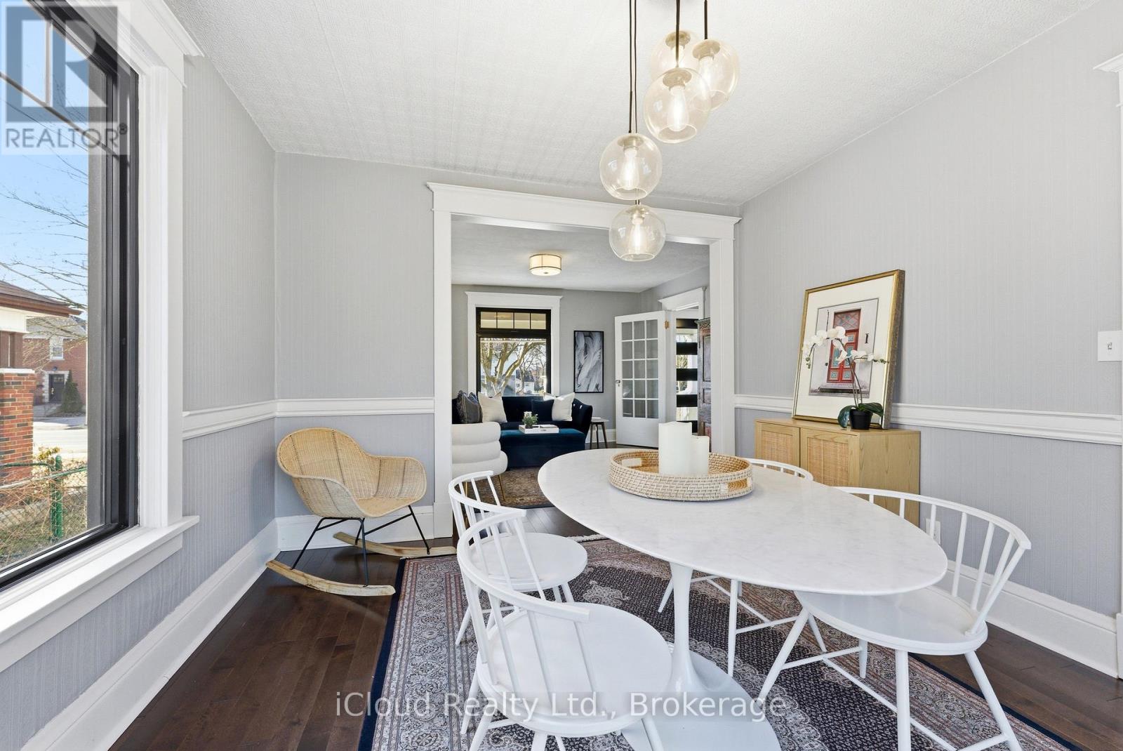 302 BRIDGE STREET E - 16