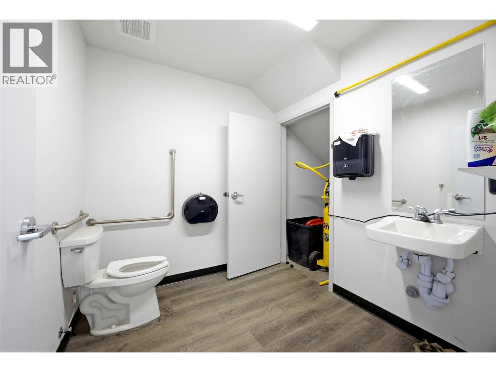  7410 Dallas Drive, Kamloops