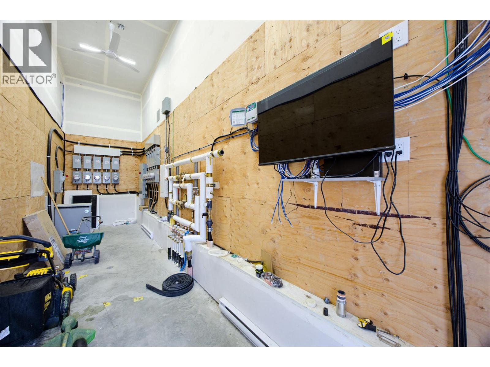  7410 Dallas Drive, Kamloops