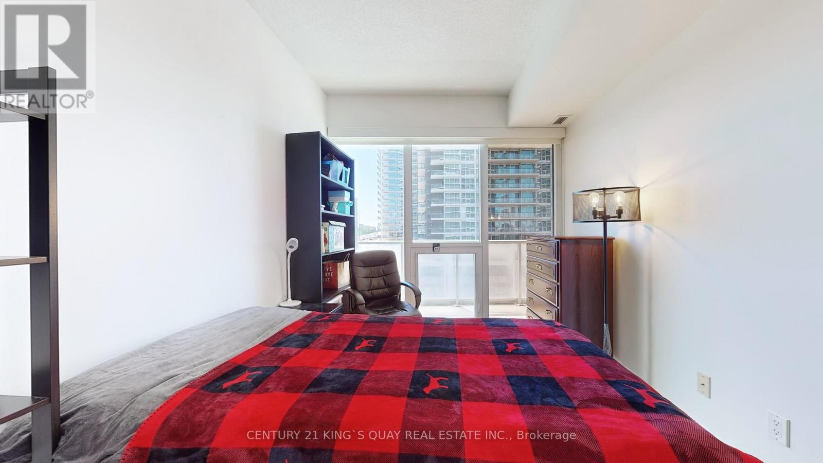#712 115 MCMAHON DRIVE - 13