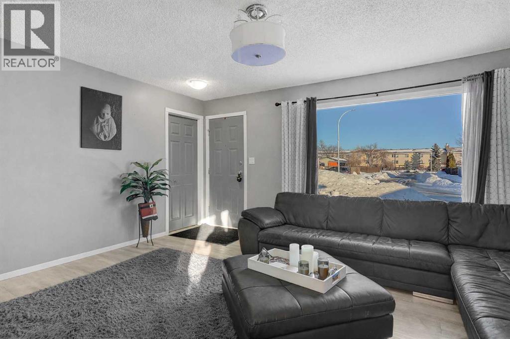 
          9425 120 Avenue
            <br/>
            <span>Grande Prairie</span>
            , 
            <span>AB</span>
             <span>T8V4P9</span>
         - Photo 18