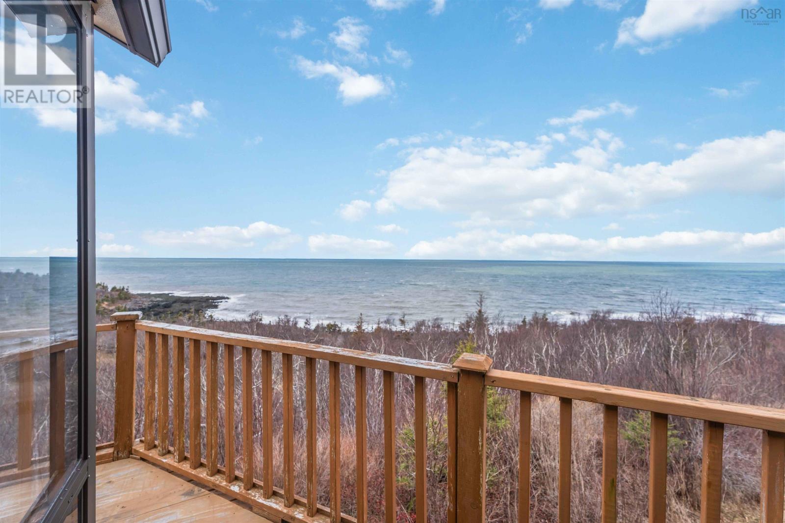 Property 26 of 46 of 4805 Shore Road W