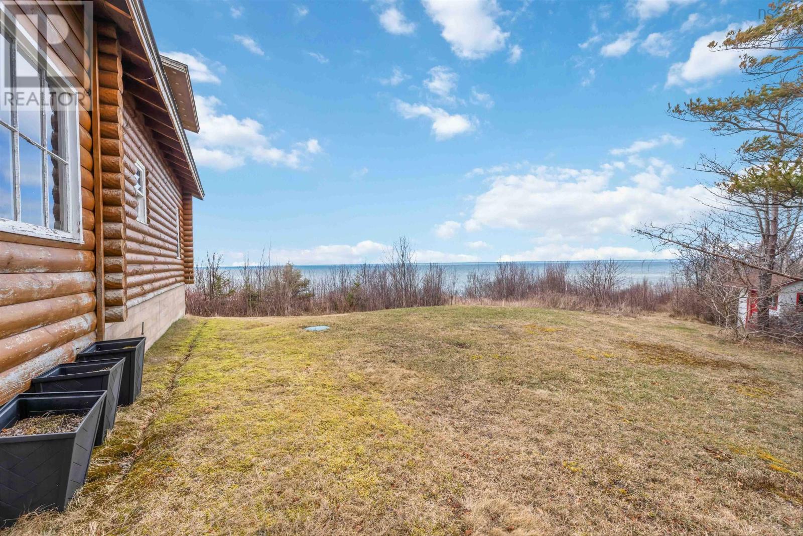 Property 22 of 46 of 4805 Shore Road W