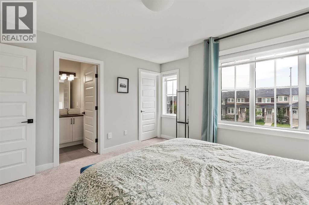 182 River Heights Drive, Cochrane