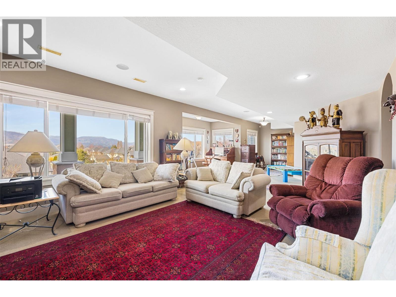  5450 South Perimeter Way, Kelowna