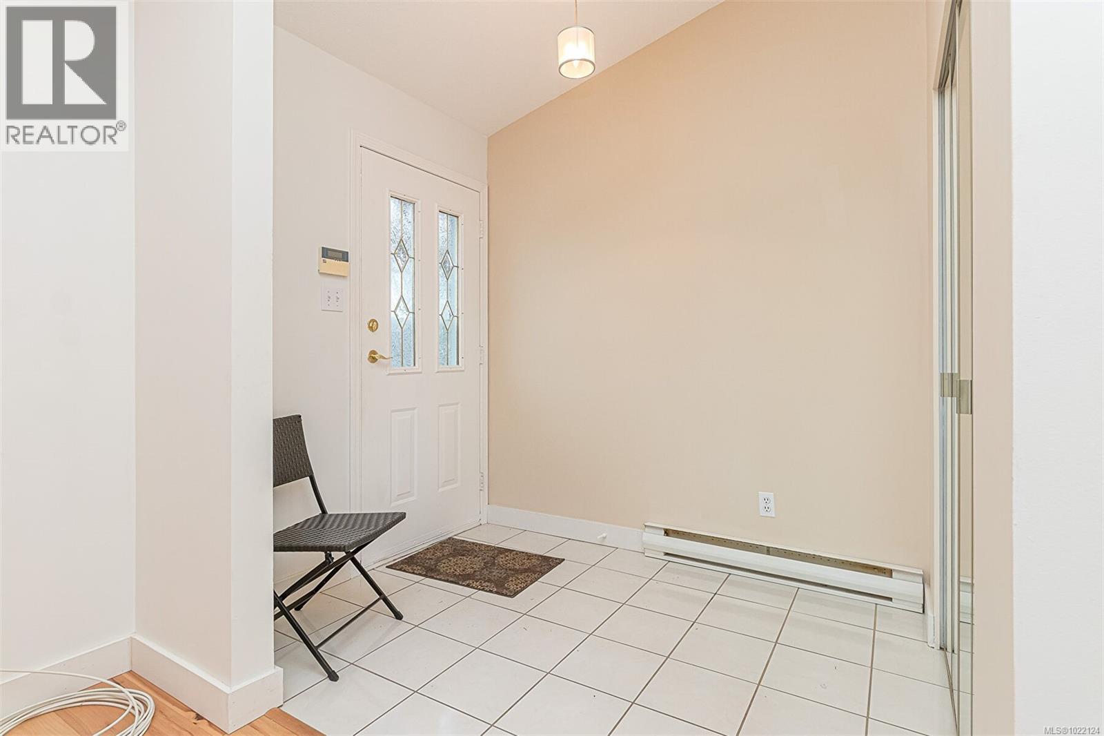 #14 100 ABBEY LANE - 11