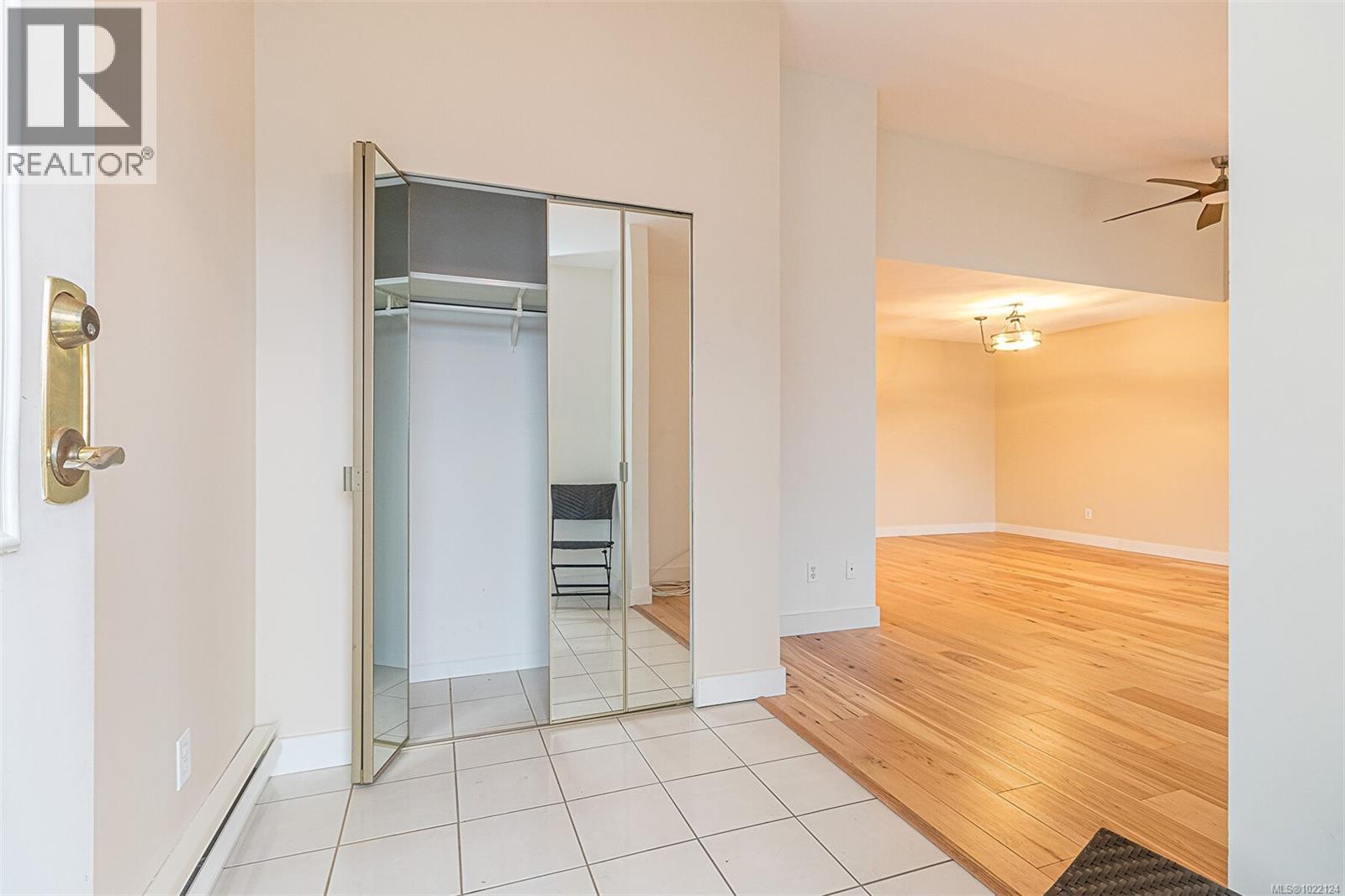 #14 100 ABBEY LANE - 10