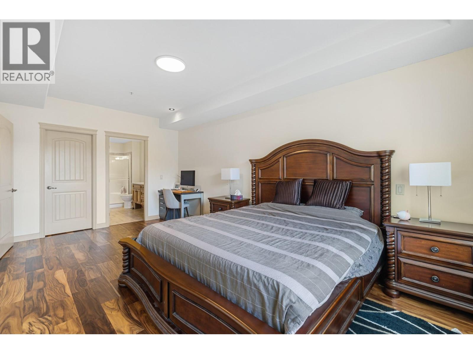 #202 2770 AUBURN ROAD - 13