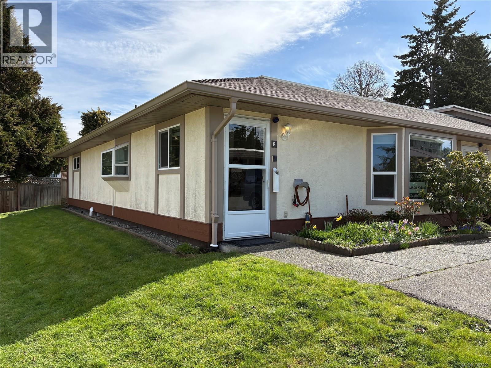 8 100 Abbey Lane, Parksville