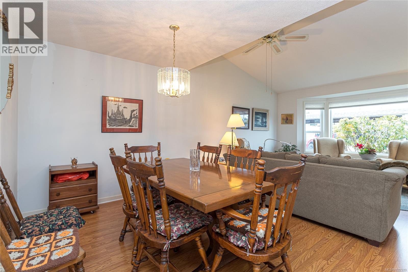 #8 100 ABBEY LANE - 13