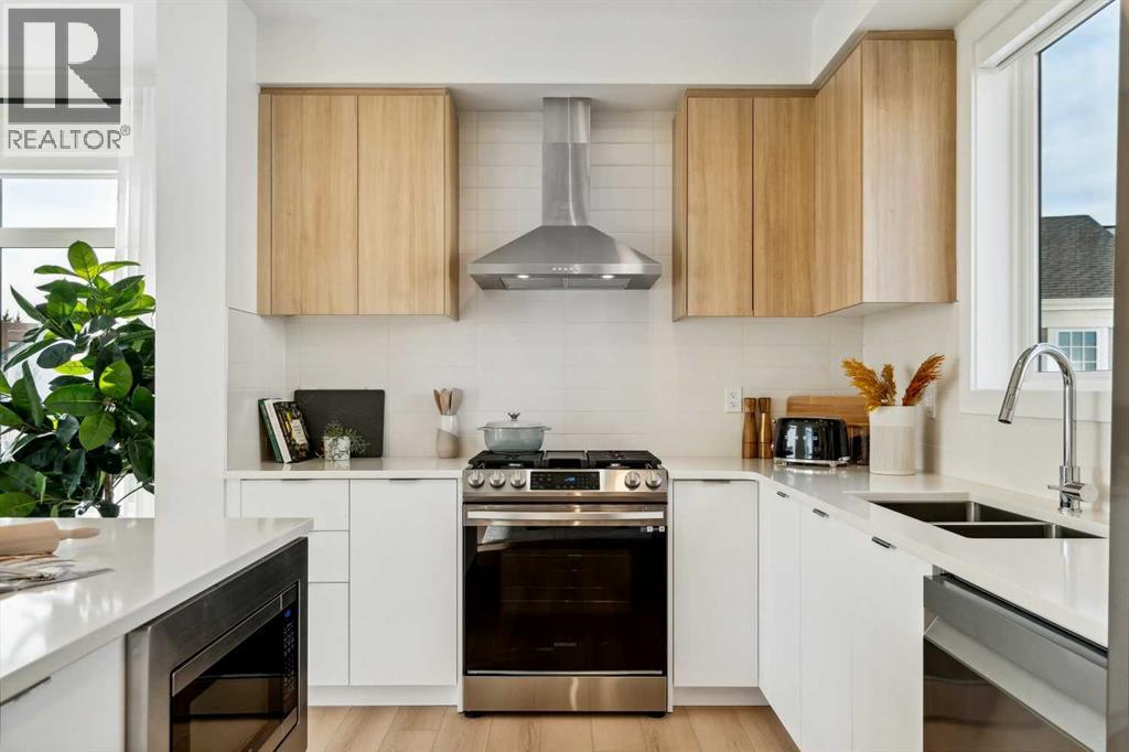 Single Family House for Sale in  Quesnay Wood Drive SW Currie Barracks Calgary 