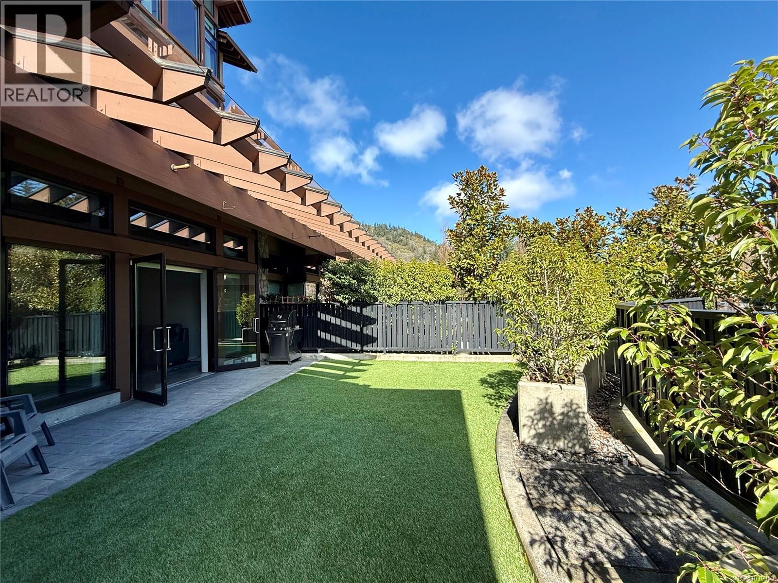 #108 2049 COUNTRY CLUB WAY - 22