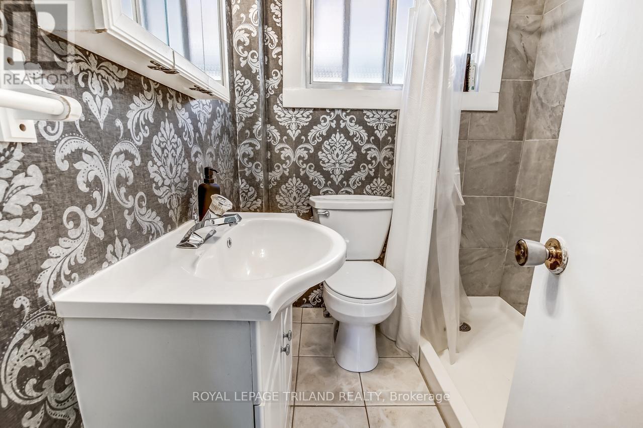 69 LINWOOD STREET - 11