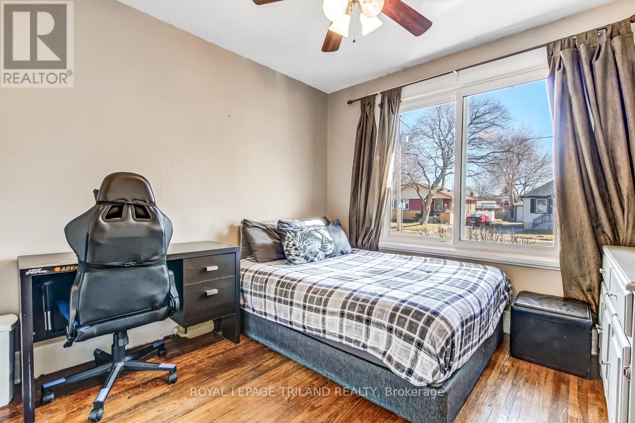 69 LINWOOD STREET - 12