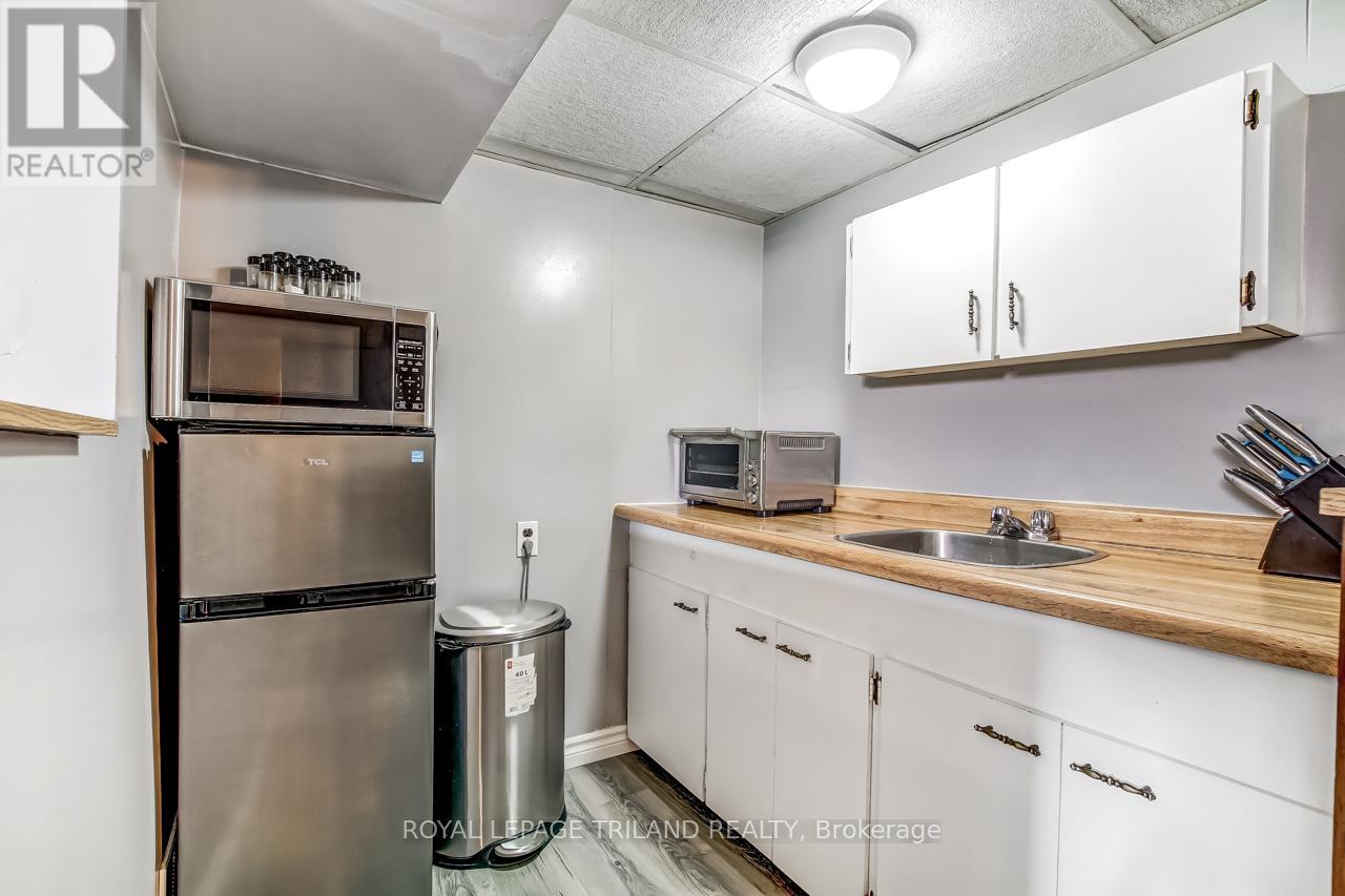 69 LINWOOD STREET - 15