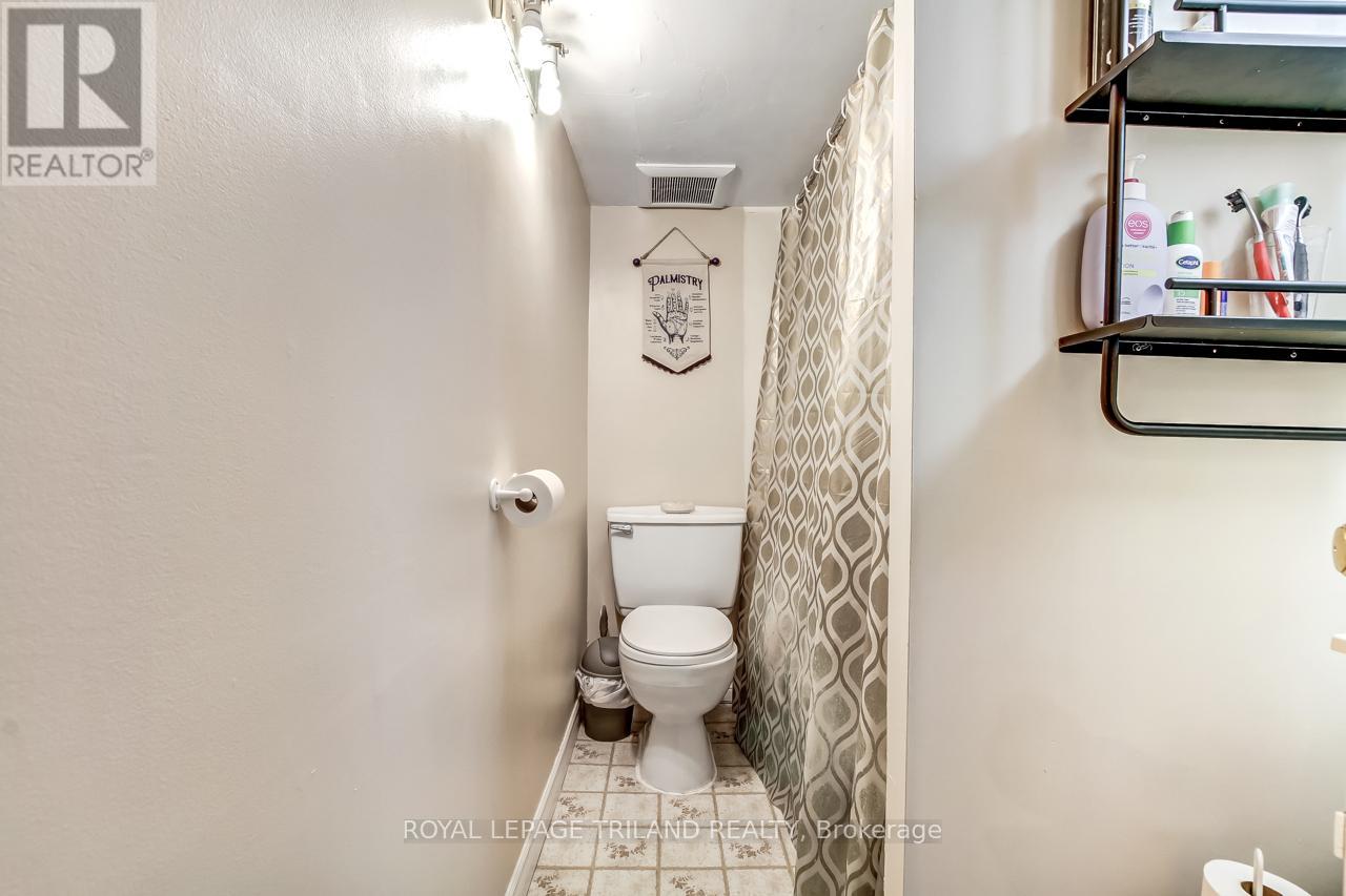 69 LINWOOD STREET - 16