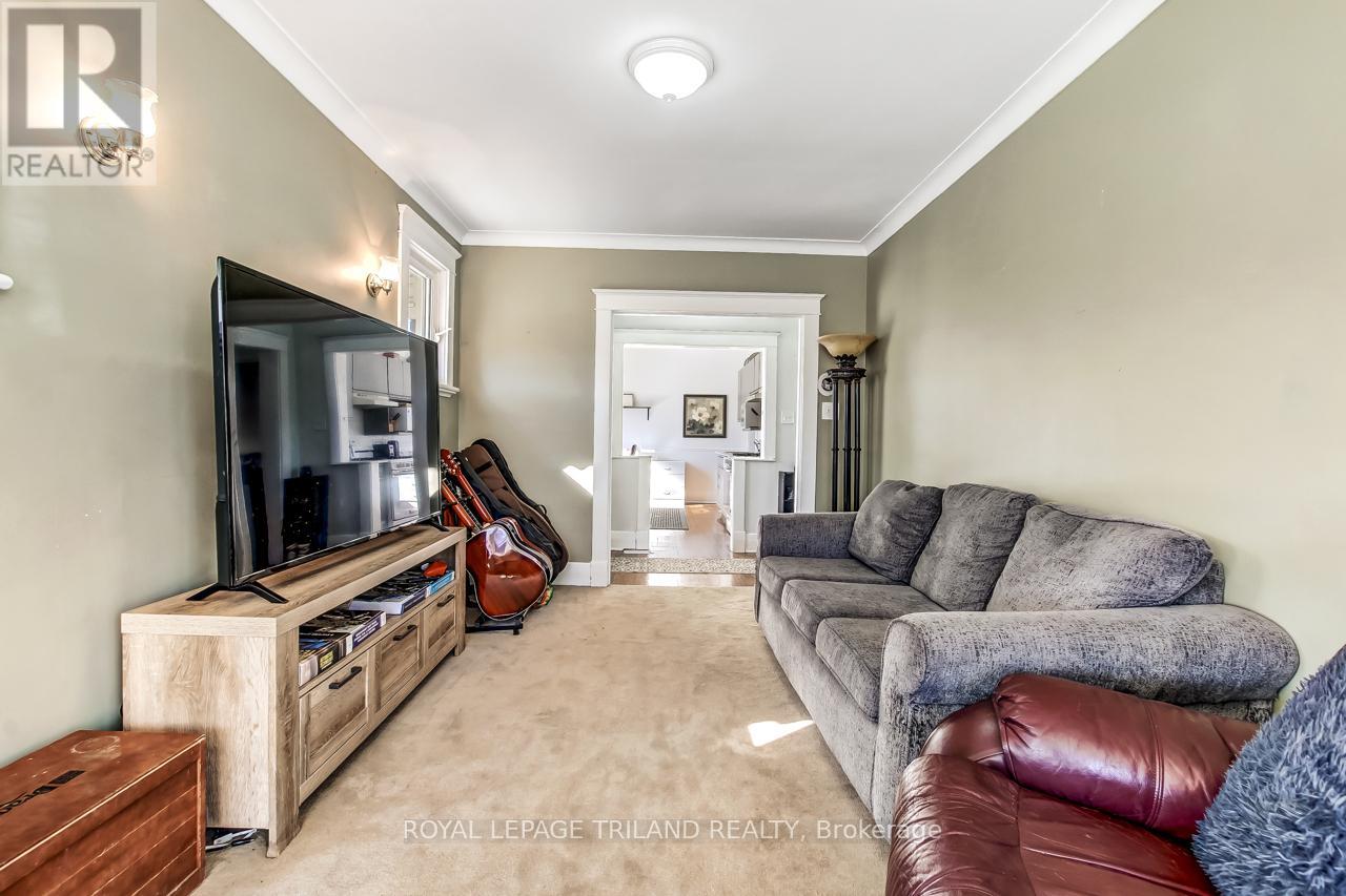 69 LINWOOD STREET - 6