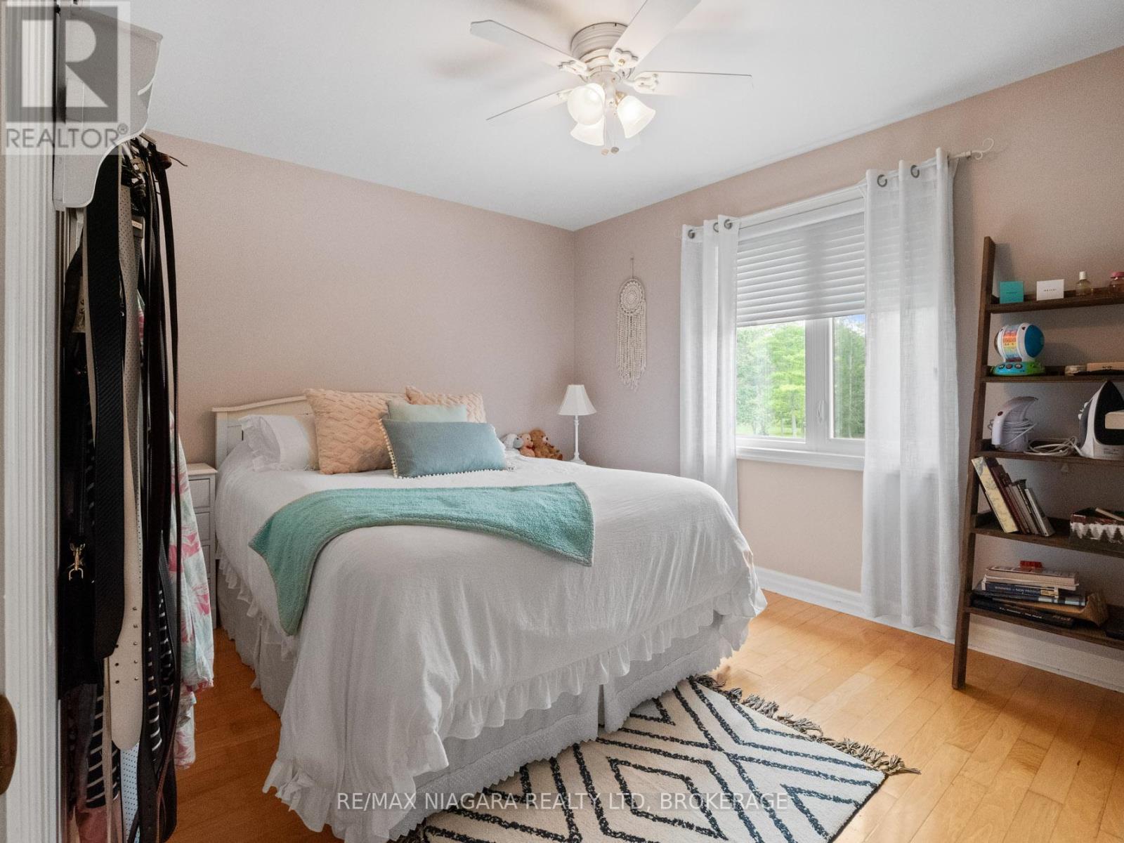 2738 MOYER STREET - 31