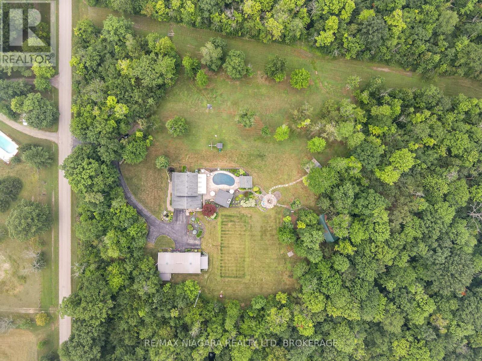2738 MOYER STREET - 46