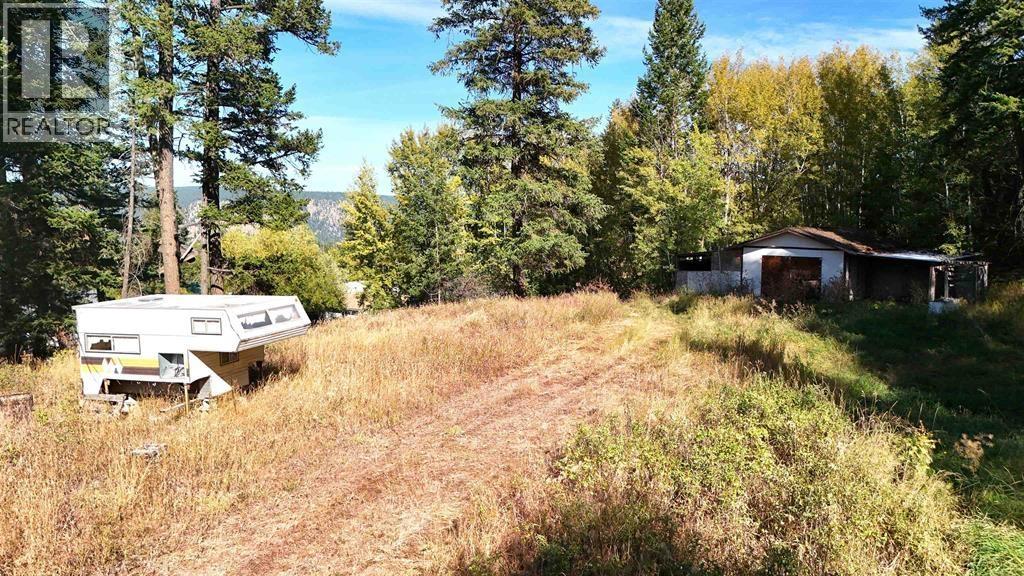 411 RICHARD STREET - 33