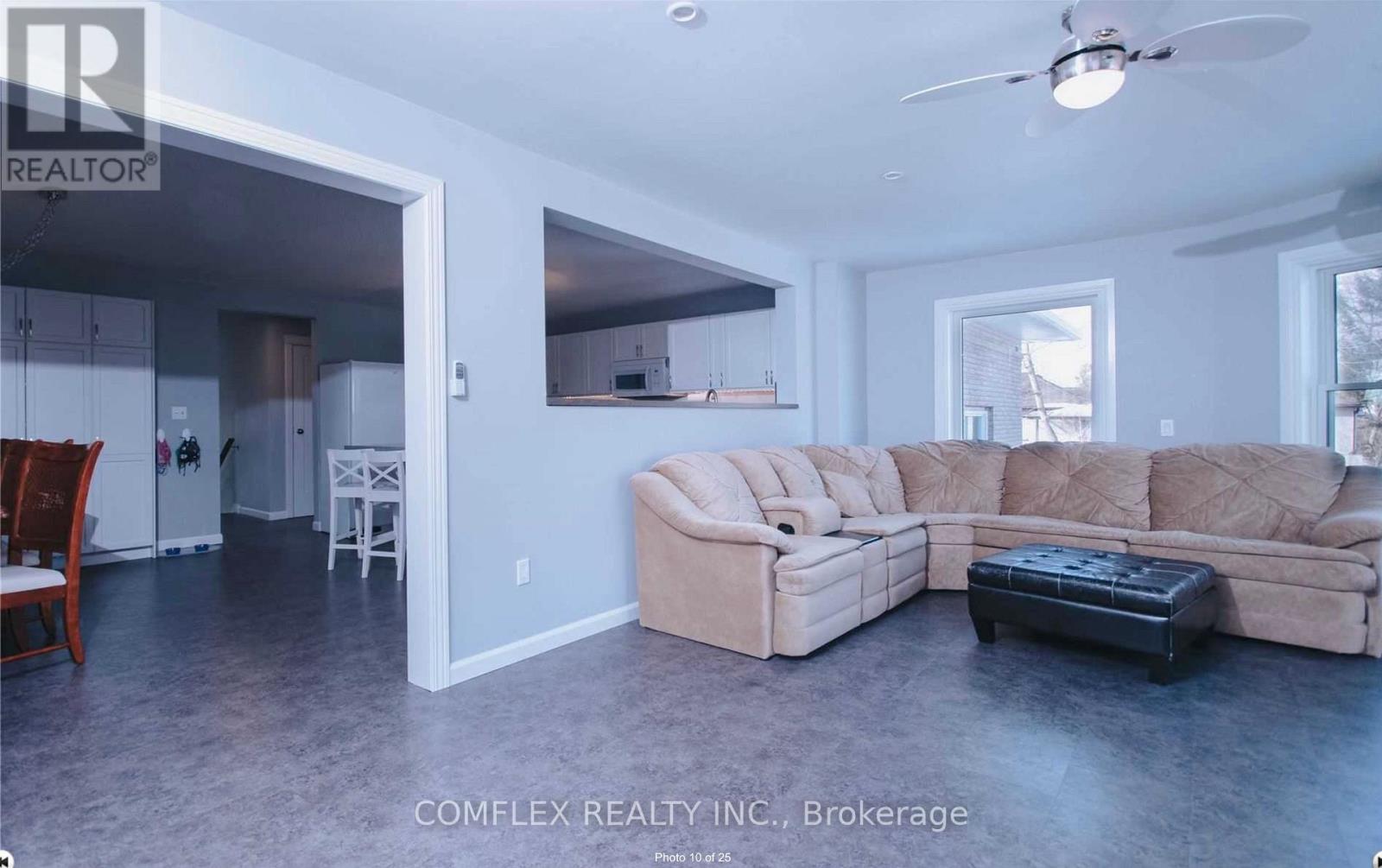 1363 TOWNLINE ROAD N - 21