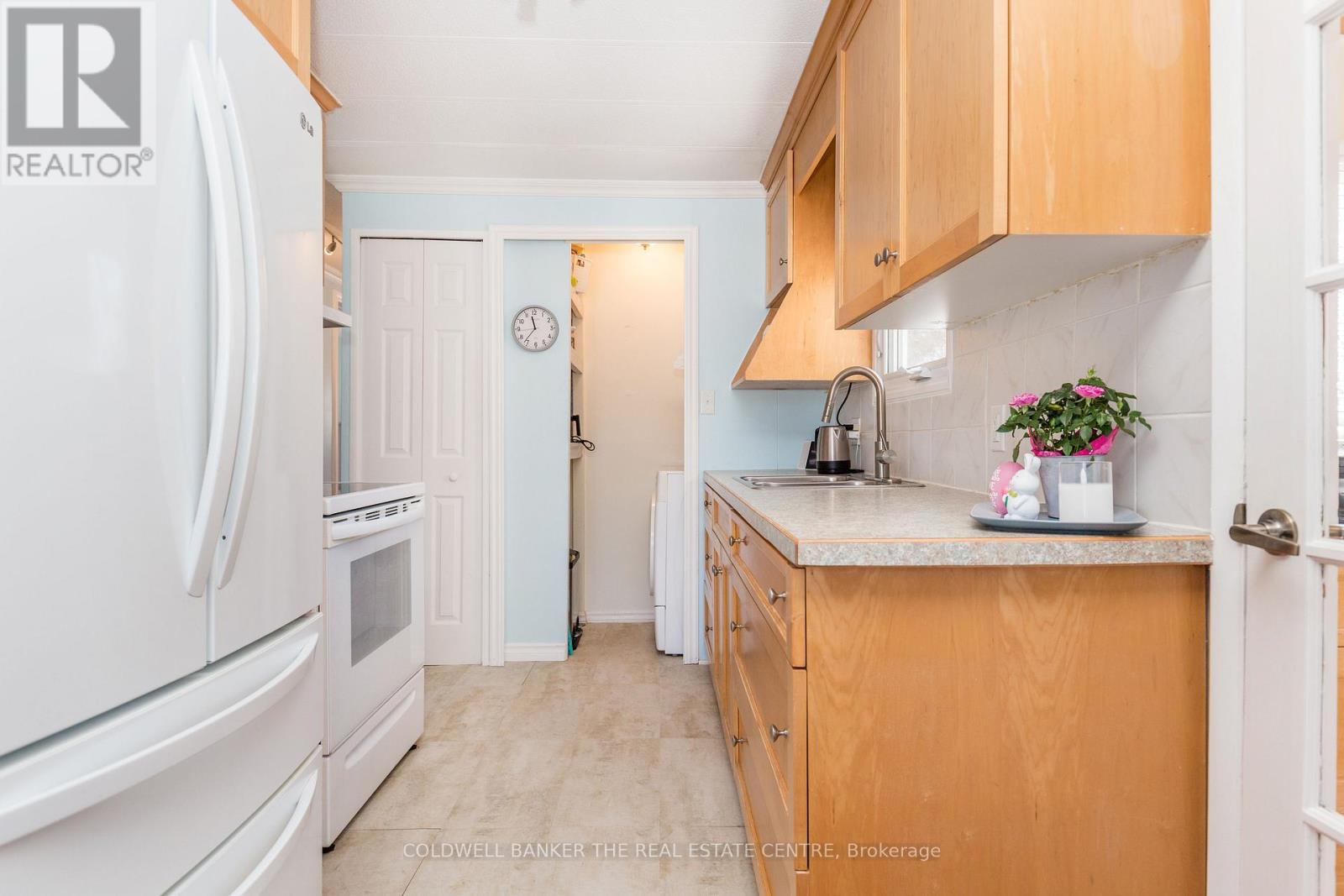 5 BROADWAY AVENUE - 8